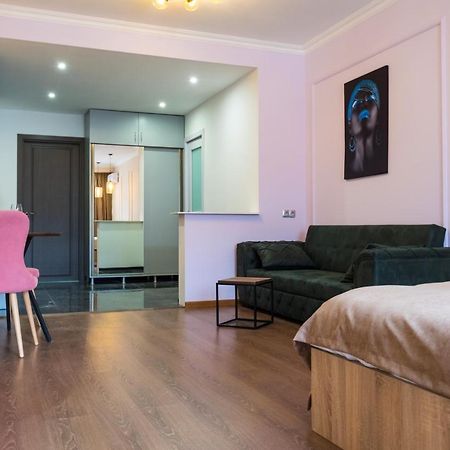 Iren River Side Apartments تبليسي المظهر الخارجي الصورة