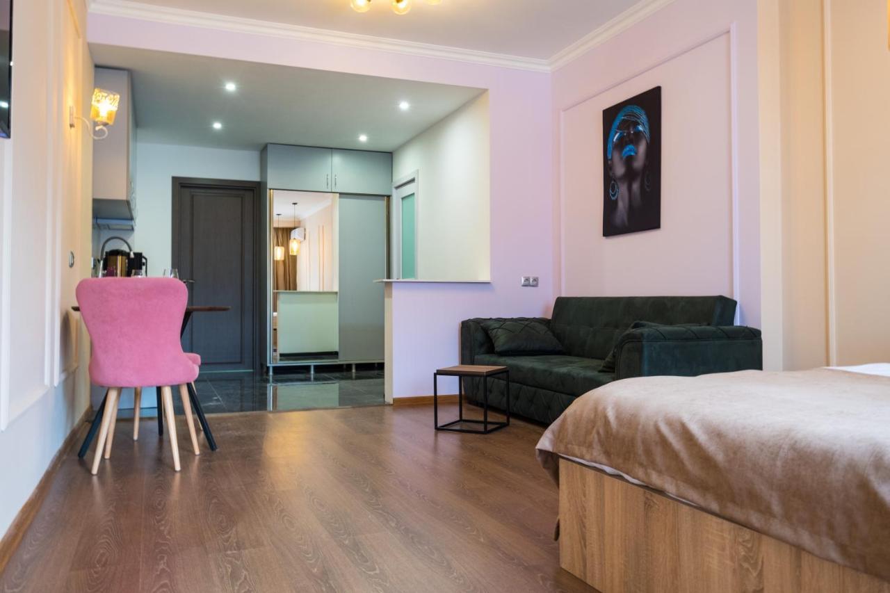 Iren River Side Apartments تبليسي المظهر الخارجي الصورة